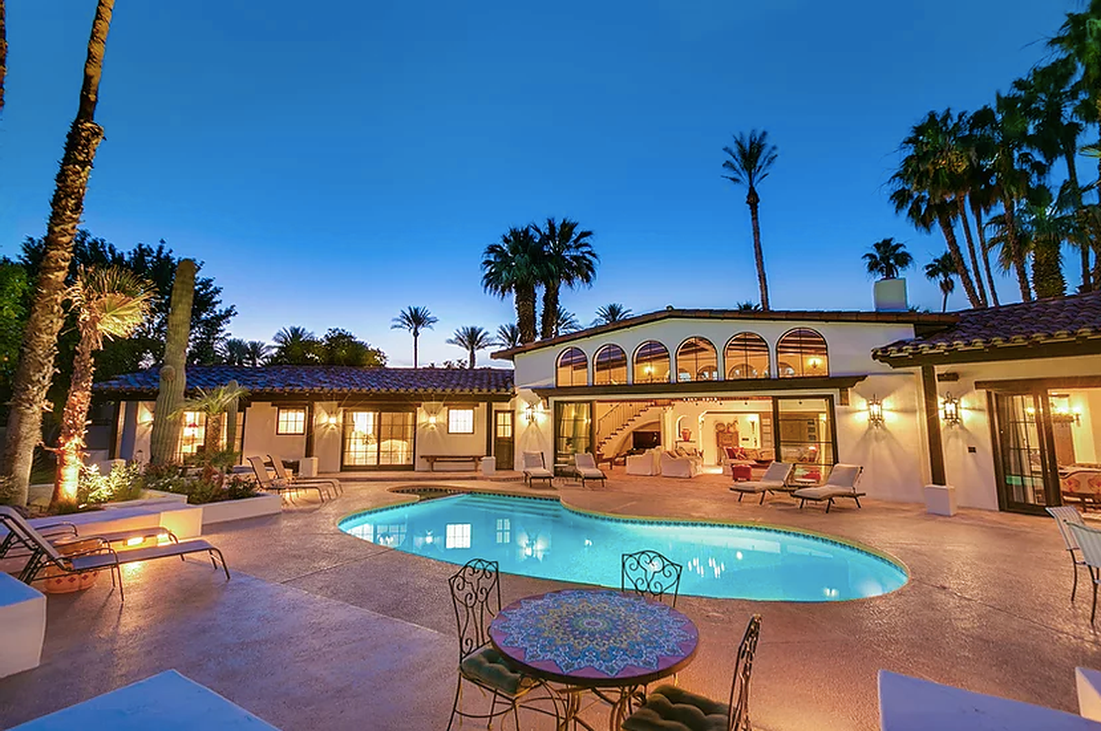 Vista House - Image 36